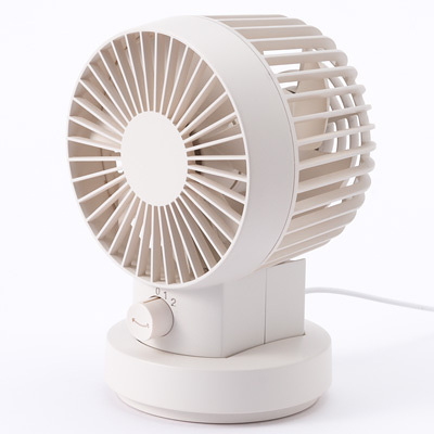 夏日宅家好物｜MUJI無印良品低噪音轉頭USB桌面風扇，售空預警！